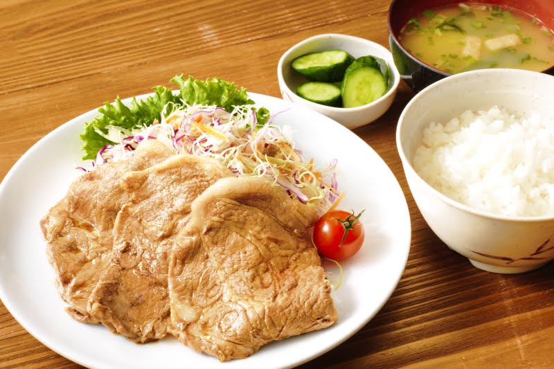 ルスツ高原豚の生姜焼き定食