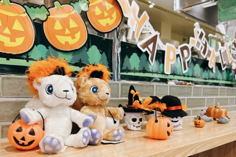 遊園地でハロウィン気分！期間限定ランチメニューも