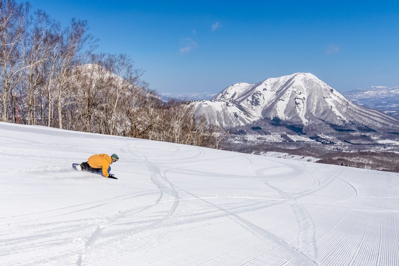 今シーズンも残りわずか！最後までルスツの春スキーを満喫しませんか？