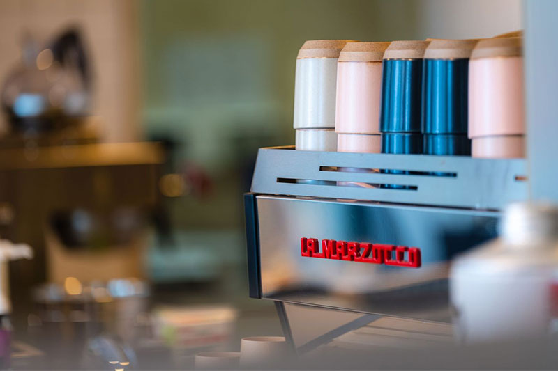 イタリアLA MARZOCCO のエスプレッソマシン