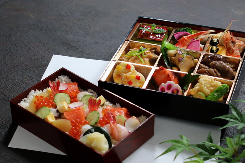 お部屋でゆったりお食事を　ディナー御膳とモーニングBOXが登場