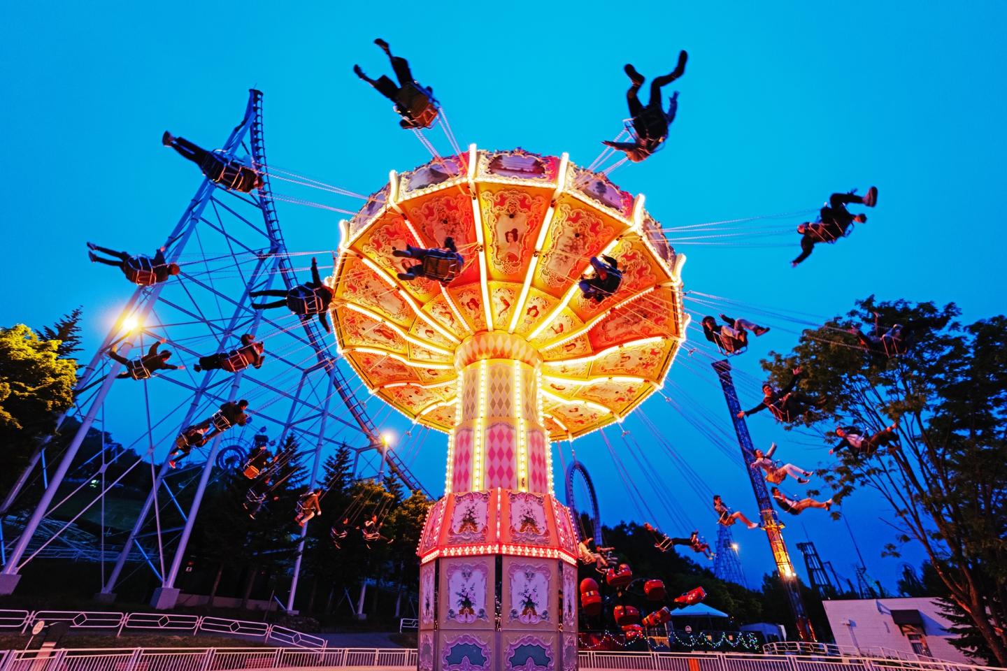 ナイター遊園地