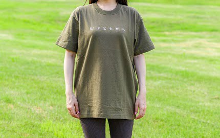 Tシャツ